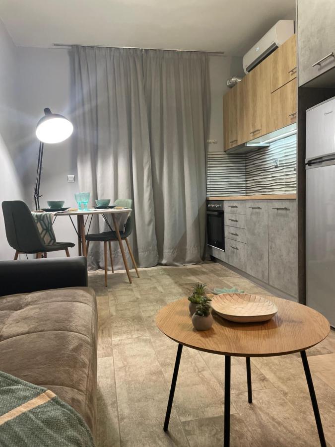 Centro Alexandroupolis Apartment Bagian luar foto