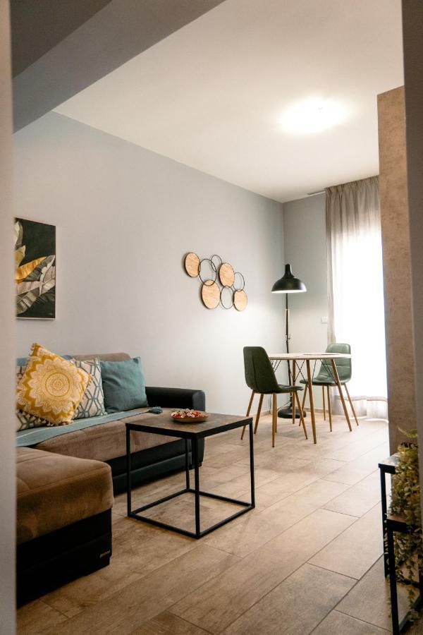 Centro Alexandroupolis Apartment Bagian luar foto
