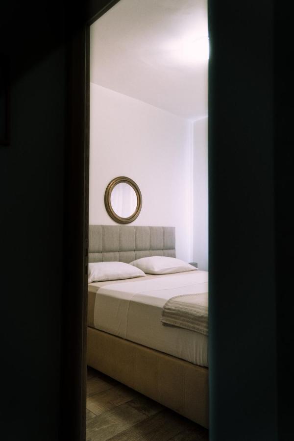 Centro Alexandroupolis Apartment Bagian luar foto