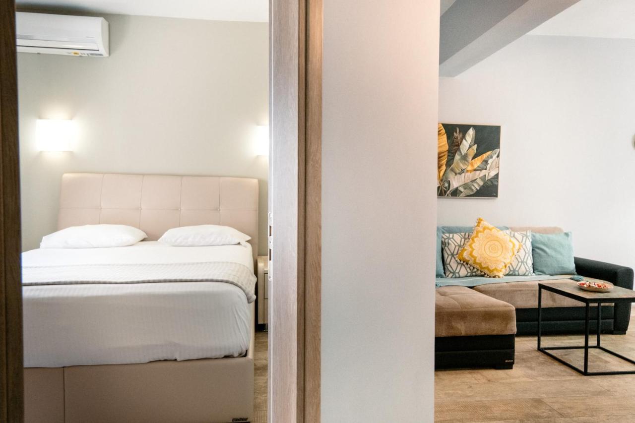 Centro Alexandroupolis Apartment Bagian luar foto